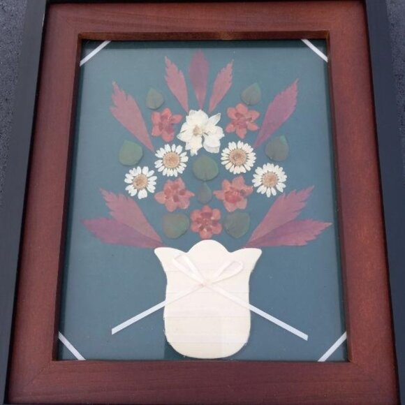 Pressed Dried Flowers Art Framed Pressed Flowers Real Plant Wall Hanging Decor - Picture 1 of 3